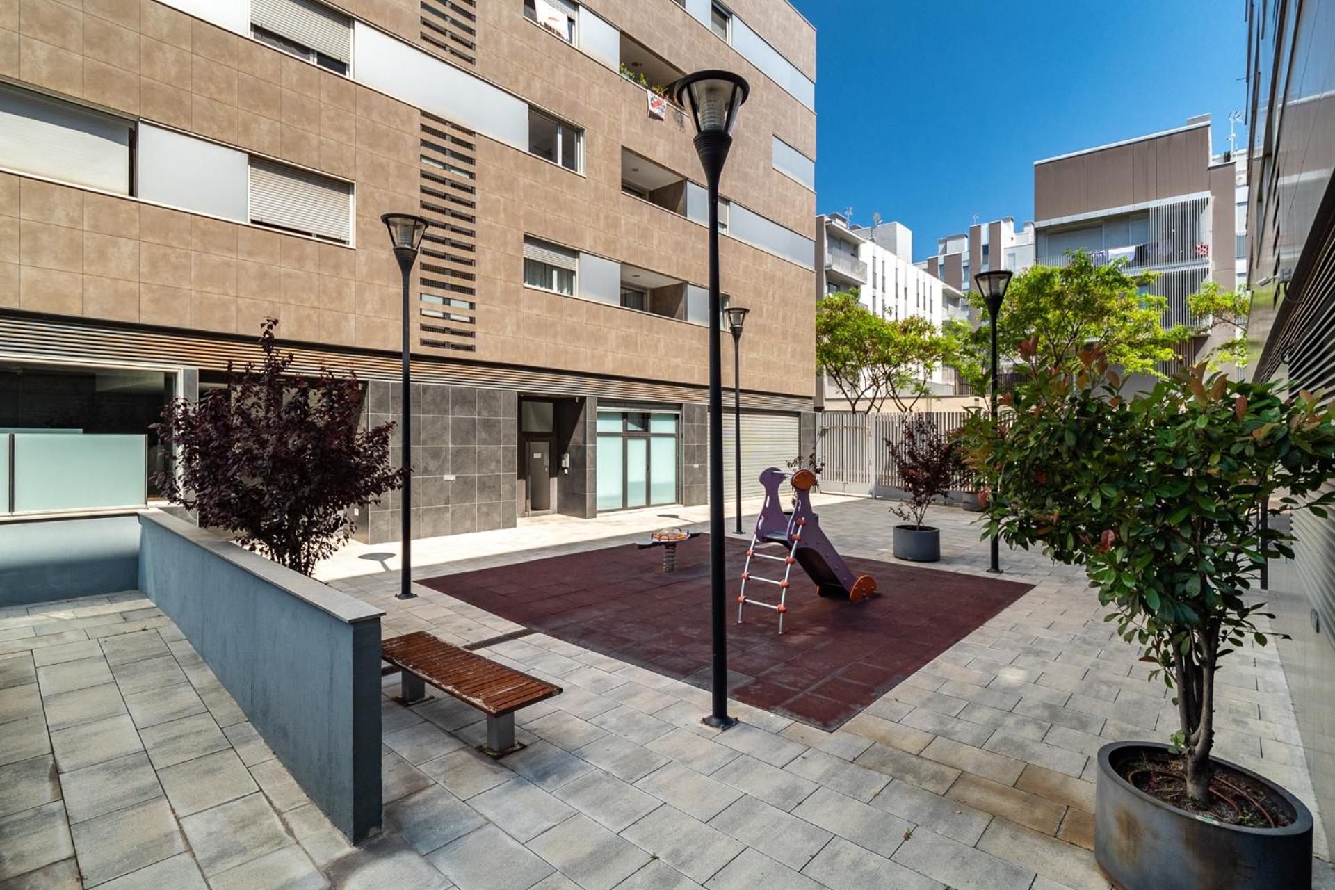 Merce Apartment Forum Barcelona 圣阿德里安-德贝索斯 外观 照片